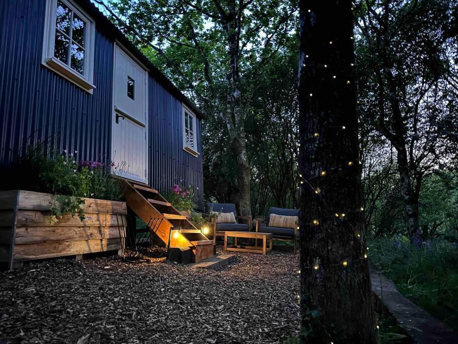 Cornwall Woodland Shepherd'S Hut - Dennis Hut Bodmin Esterno foto